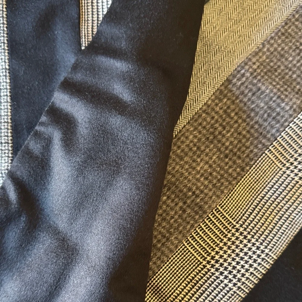 Jos A Bank unisex scarf bundle NWT